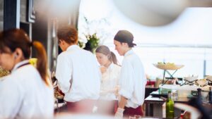 The Synergy between Front of House and Kitchen Brigades